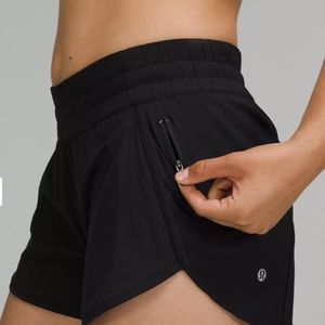 Lululemon Tracker Short IV, Size 6